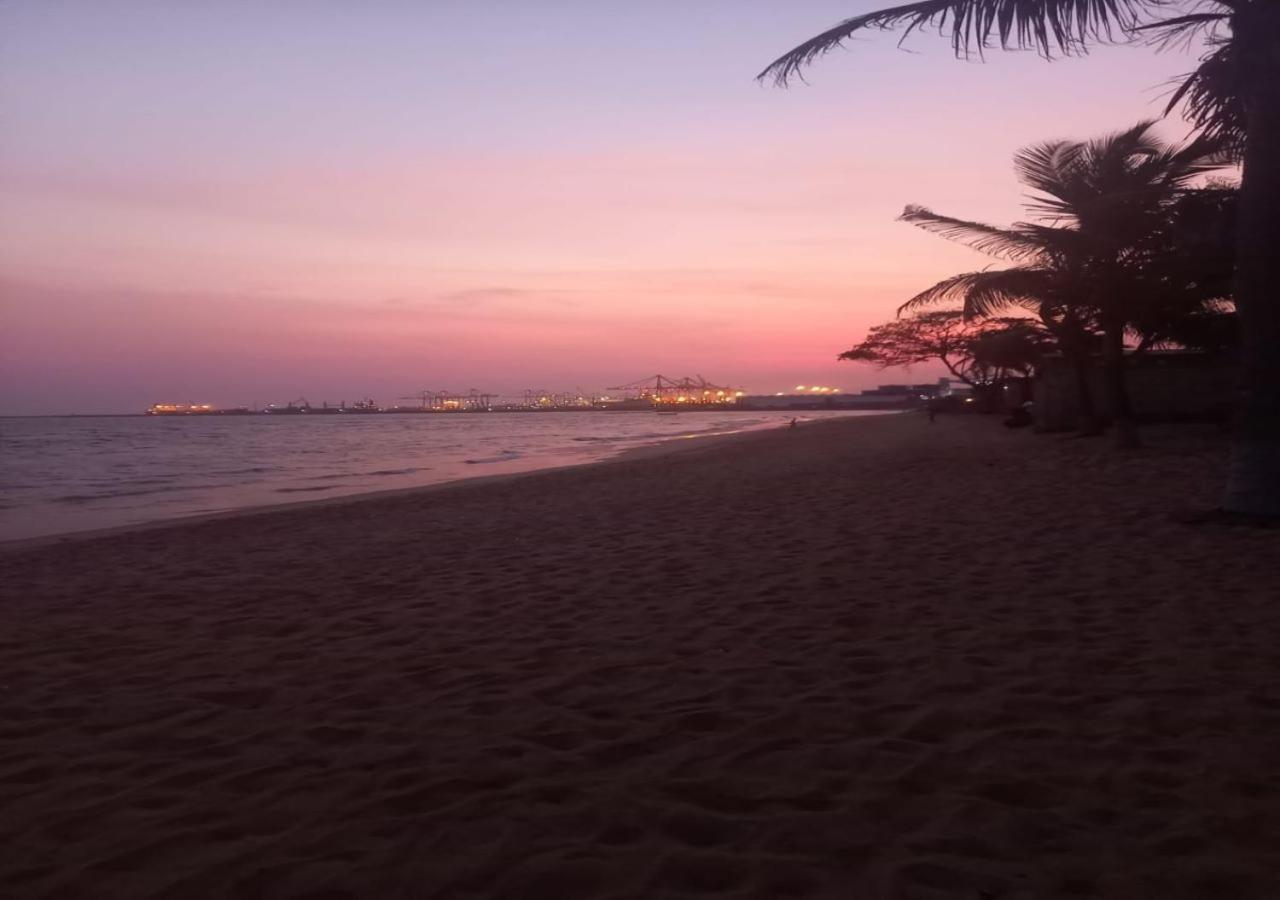 Cocobeach-Hotel Ломе Экстерьер фото